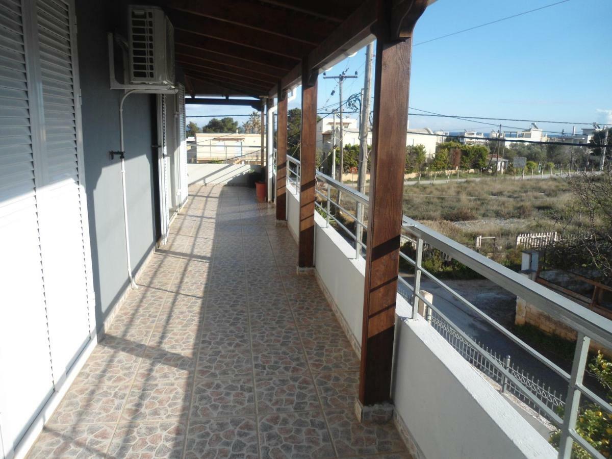 Sunny Apartment 15 Min From Airport And Sea Artemida  Bagian luar foto